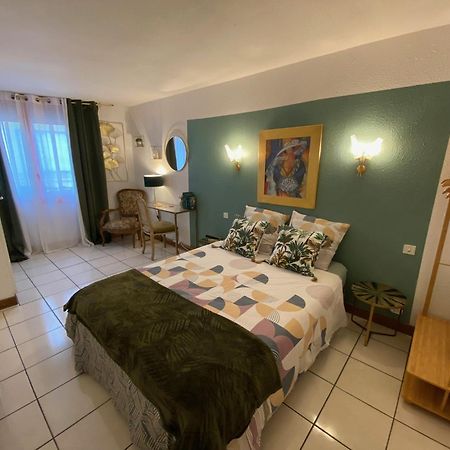 Os-Thel, Chambres A Louer Tautavel Экстерьер фото