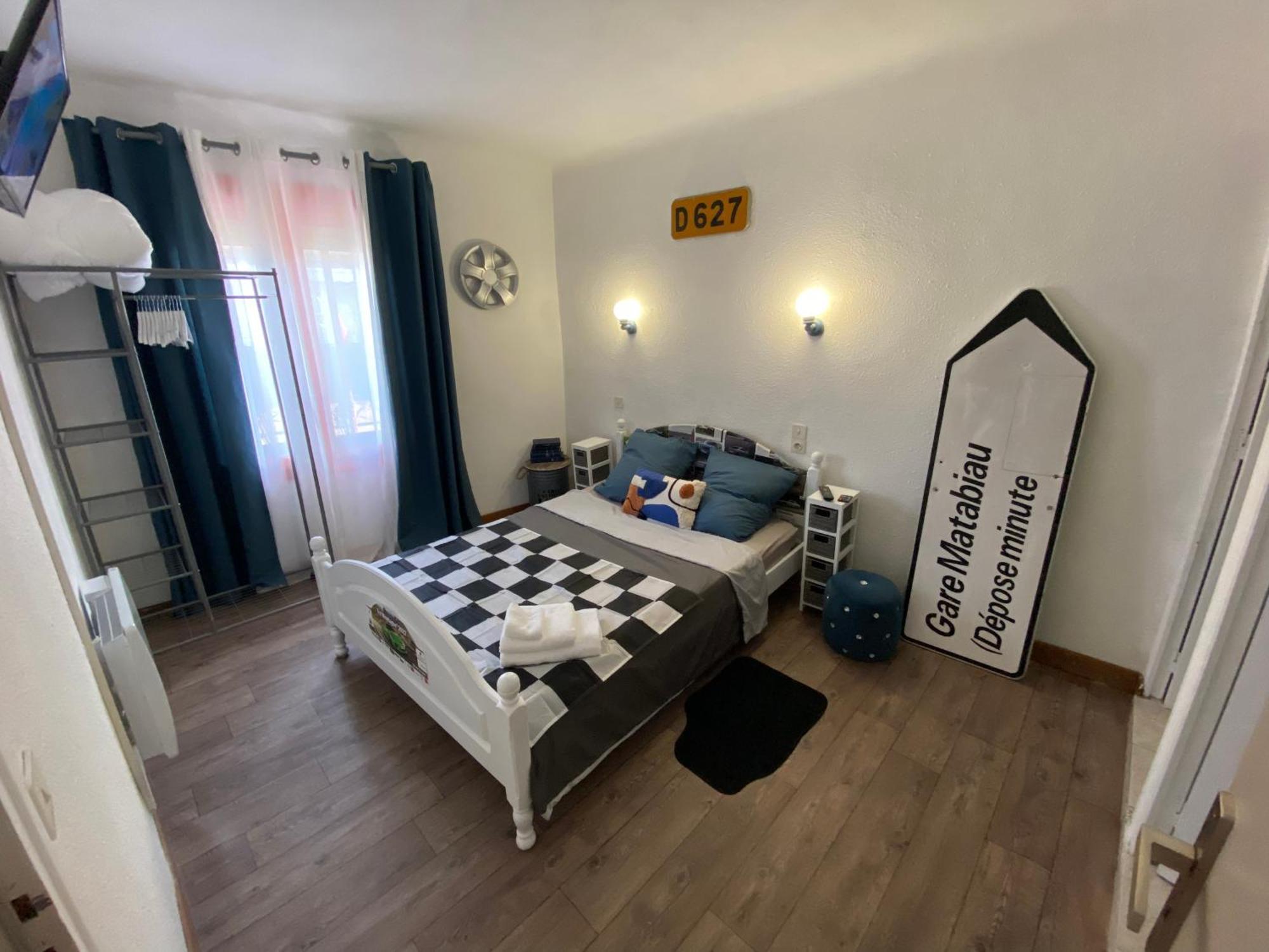 Os-Thel, Chambres A Louer Tautavel Экстерьер фото